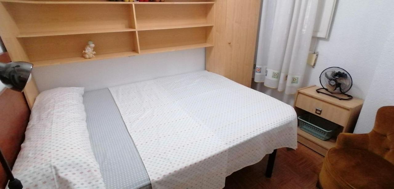 Mary'S Rooms Low Cost Валенсія Екстер'єр фото